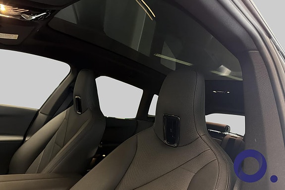 BMW iX 21 of 24