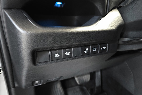 Toyota RAV4 Plug-in Hybrid 22 of 22