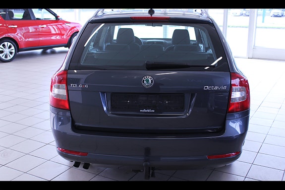 Skoda Octavia 6 of 16