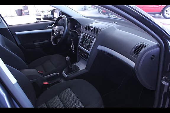 Skoda Octavia 12 of 16