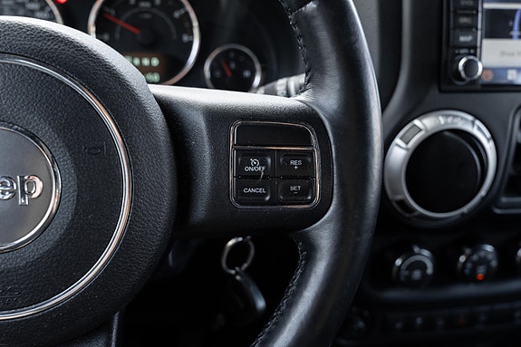 Jeep Wrangler 29 of 30