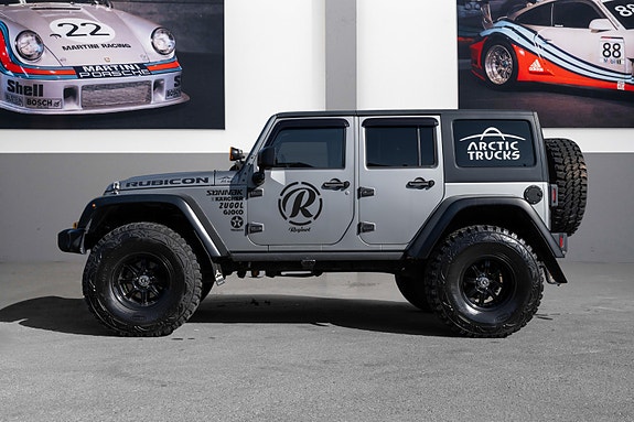 Jeep Wrangler 19 of 30