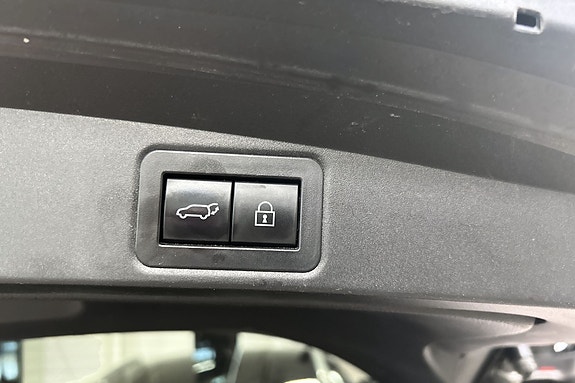 Toyota Corolla 12 of 25