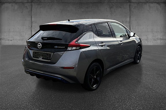 Nissan Leaf 10 of 30