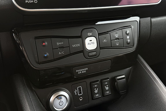 Nissan Leaf 18 of 30
