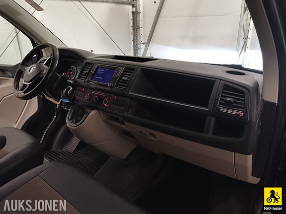 Volkswagen Transporter 25 of 30