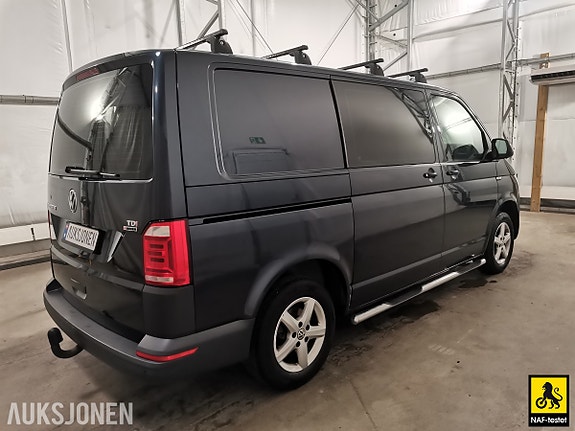 Volkswagen Transporter 4 of 30