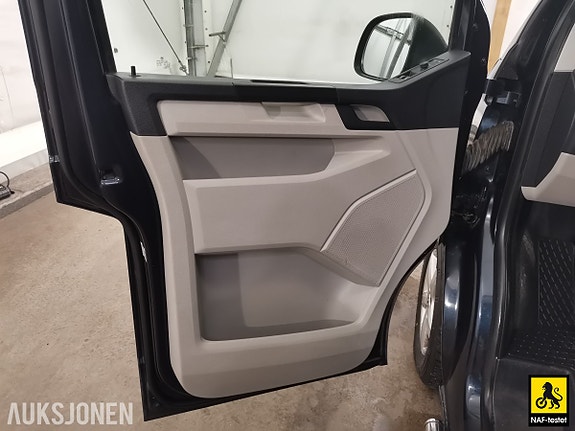 Volkswagen Transporter 7 of 30