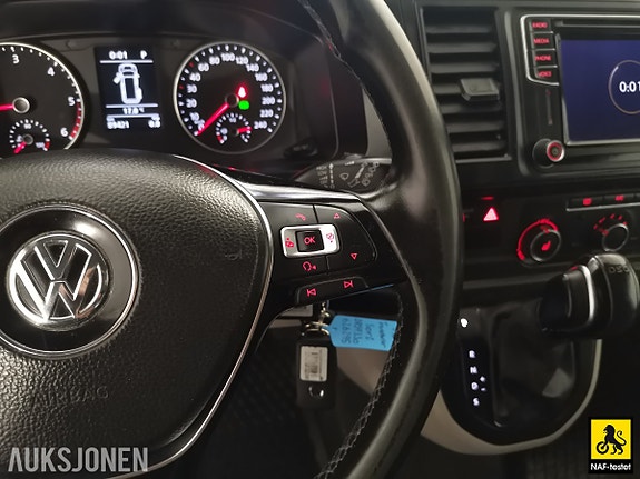 Volkswagen Transporter 15 of 30