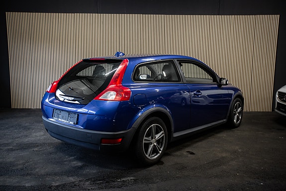 Volvo C30 7 of 16