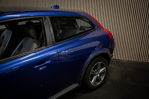 Volvo C30 3 of 16