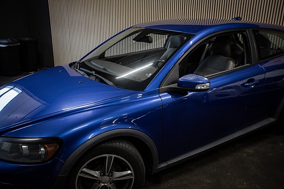 Volvo C30 2 of 16