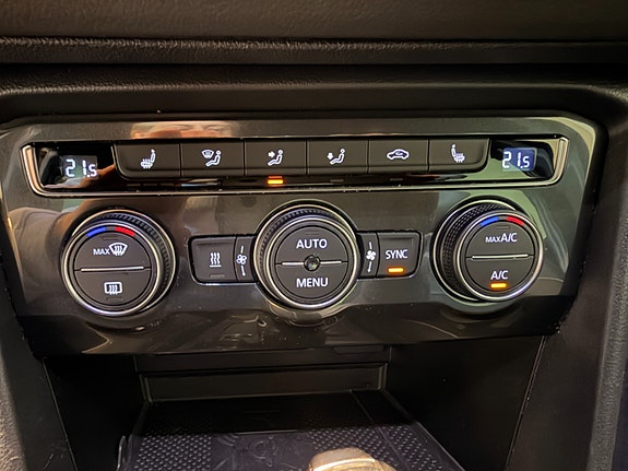 Volkswagen Tiguan 24 of 30