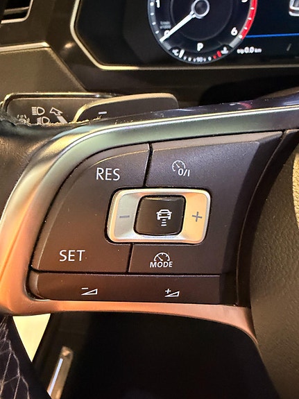 Volkswagen Tiguan 13 of 30