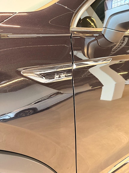 Volkswagen Tiguan 7 of 30