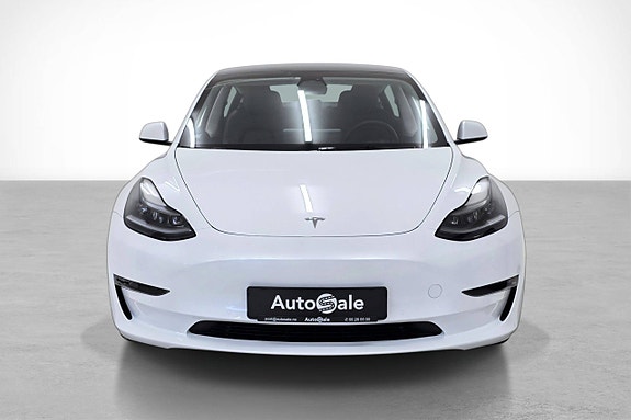 Tesla Model 3 9 of 30