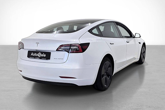 Tesla Model 3 6 of 30