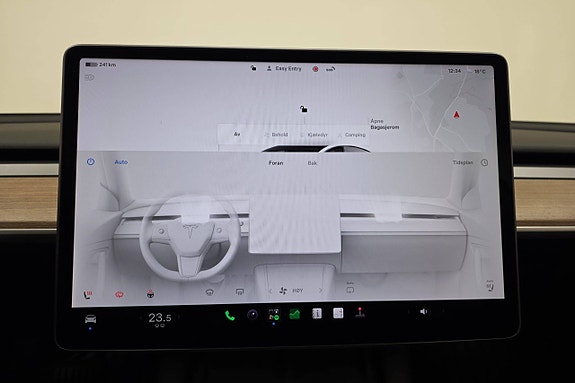 Tesla Model 3 28 of 30