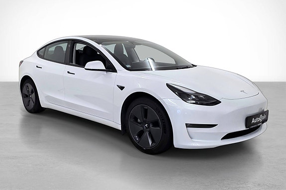 Tesla Model 3 8 of 30