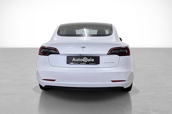 Tesla Model 3 5 of 30