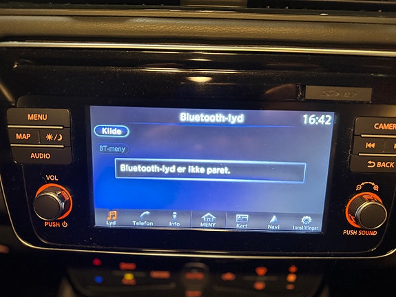 Nissan Leaf 30 of 30