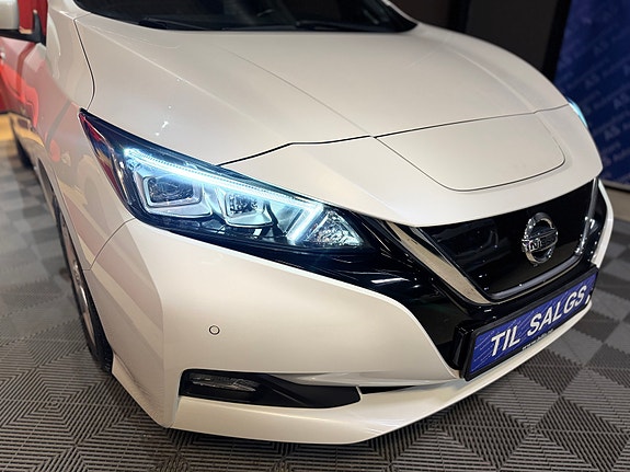Nissan Leaf 10 of 30