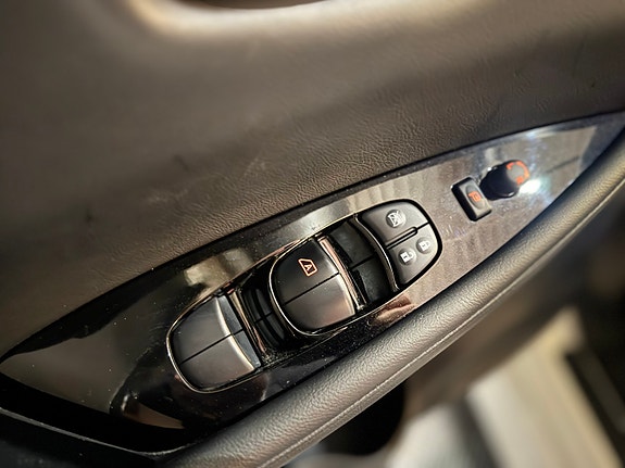Nissan Leaf 14 of 30