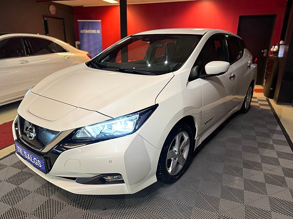 Nissan Leaf 6 of 30