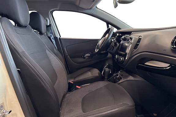 Renault Captur 21 of 24