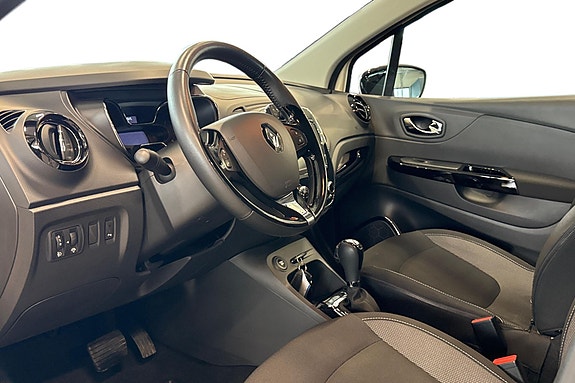 Renault Captur 14 of 24