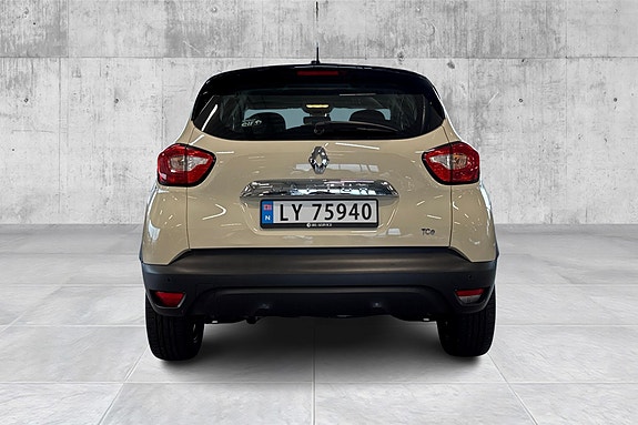 Renault Captur 4 of 24