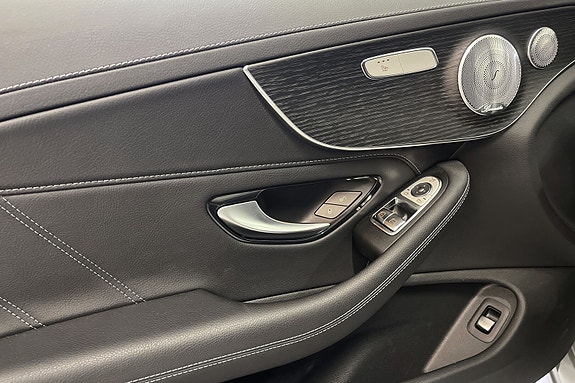 Mercedes-Benz C63 10 of 10