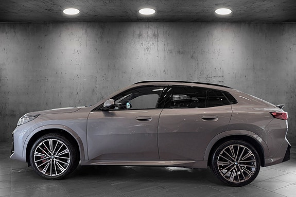 BMW iX2 2 of 24