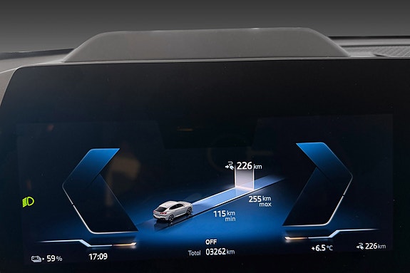 BMW iX2 20 of 24