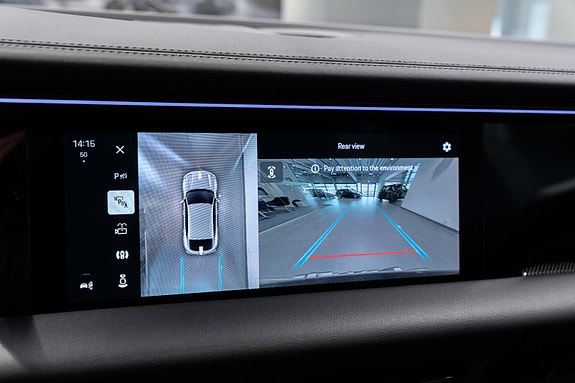 Porsche Macan 27 of 30