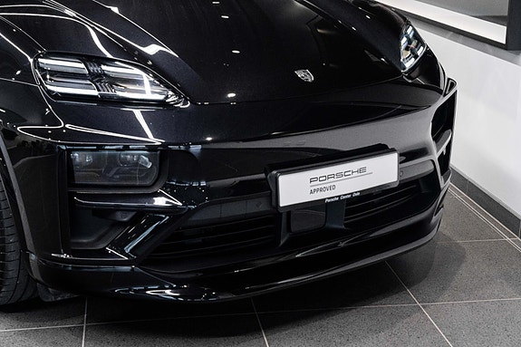 Porsche Macan 19 of 30