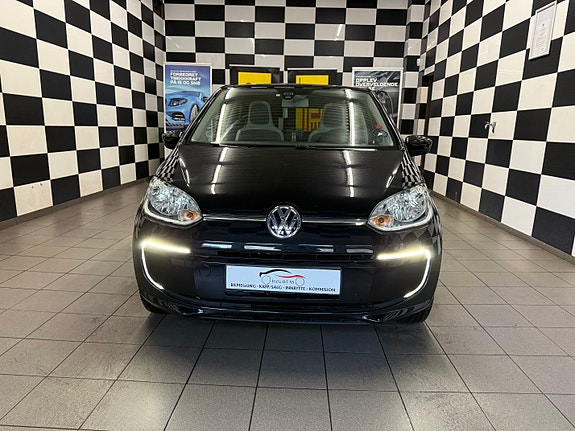 Volkswagen e-Up! 3 of 30