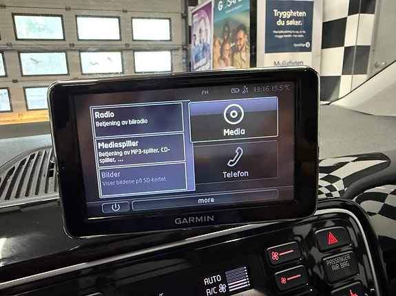 Volkswagen e-Up! 30 of 30