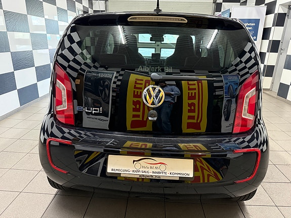 Volkswagen e-Up! 9 of 30
