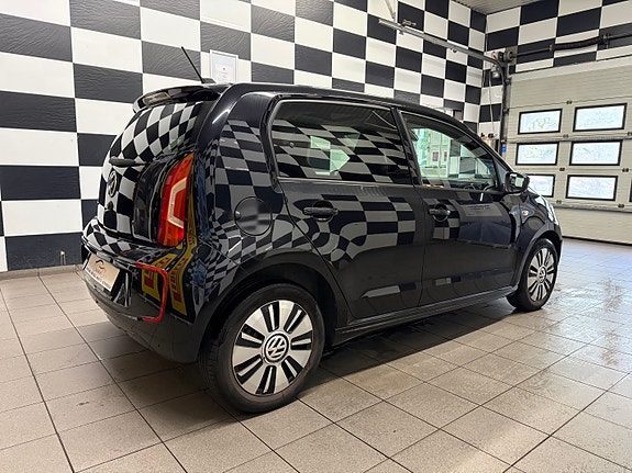 Volkswagen e-Up! 7 of 30