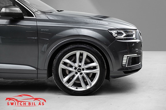 Audi Q7 8 of 30