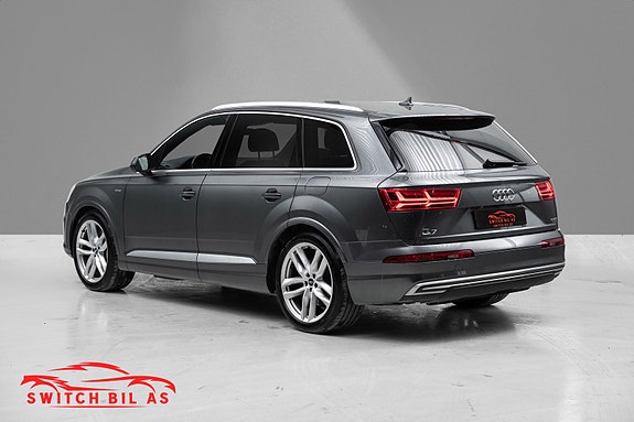 Audi Q7 7 of 30