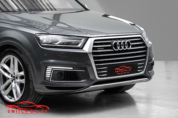 Audi Q7 9 of 30