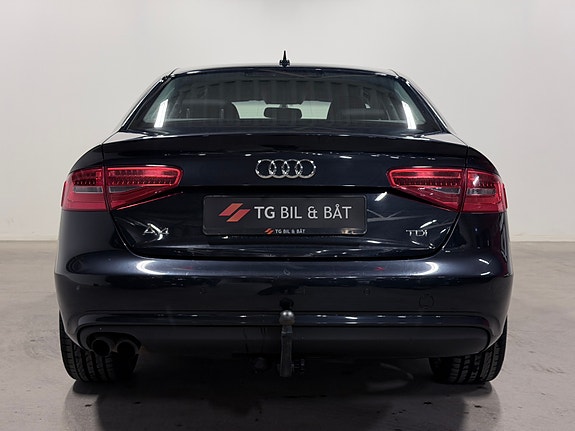 Audi A4 6 of 26