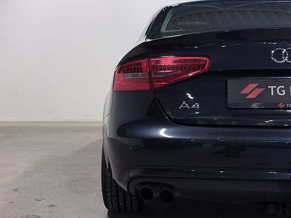 Audi A4 5 of 26