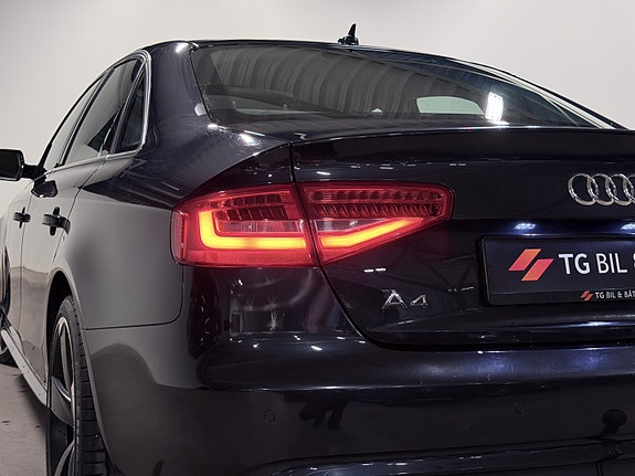Audi A4 10 of 26