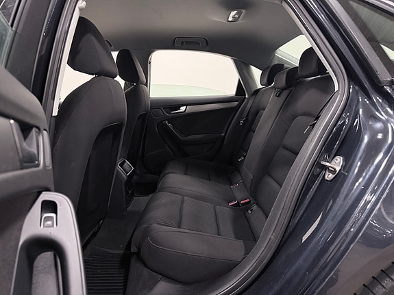 Audi A4 14 of 26