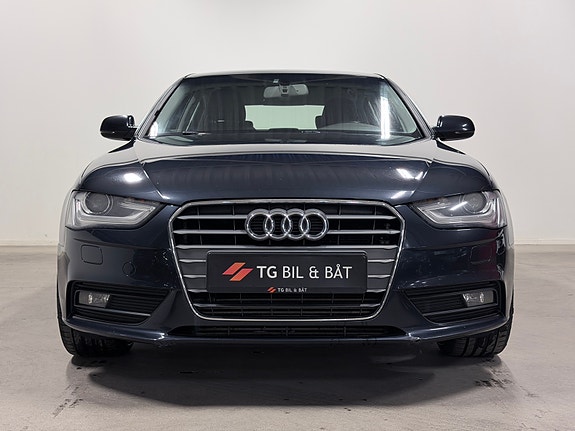 Audi A4 3 of 26