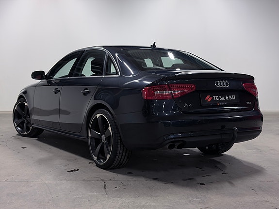 Audi A4 7 of 26