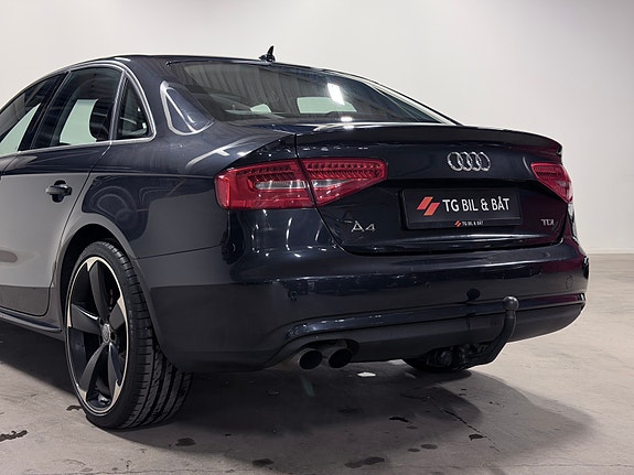 Audi A4 8 of 26